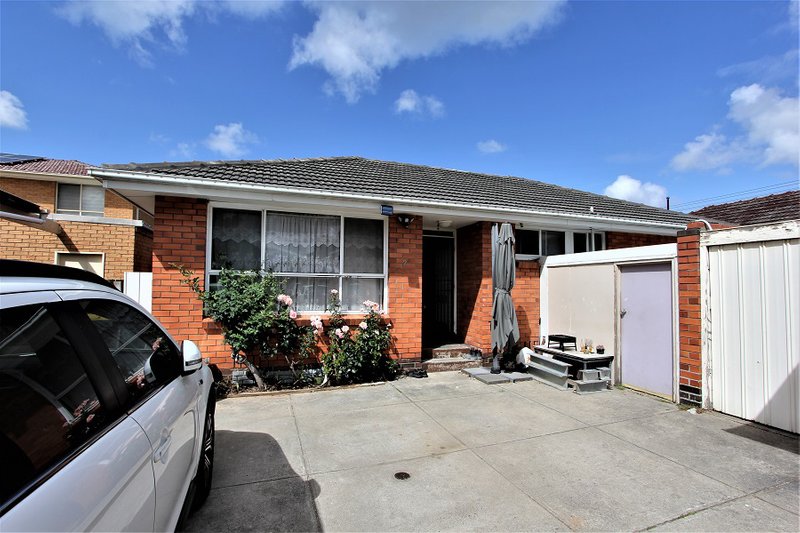 Photo - 1-2/24 Balmoral Avenue, Springvale VIC 3171 - Image 7