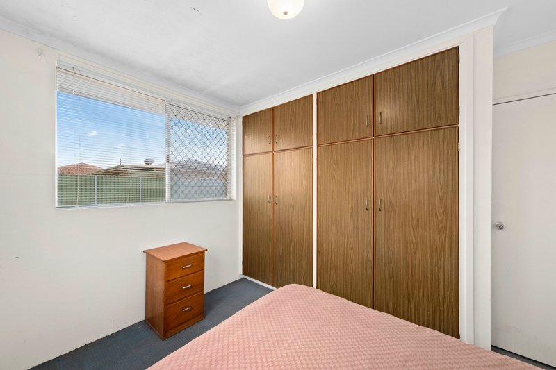 Photo - 1 & 2/25 Hampton Street, Newtown QLD 4350 - Image 4
