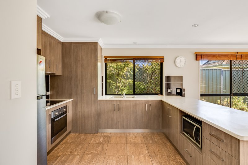 Photo - 1 & 2/26A Ascot Street, Newtown QLD 4350 - Image 10