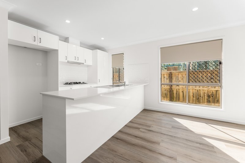 Photo - 1 & 2/27 Vincent Crescent, Caboolture QLD 4510 - Image 4