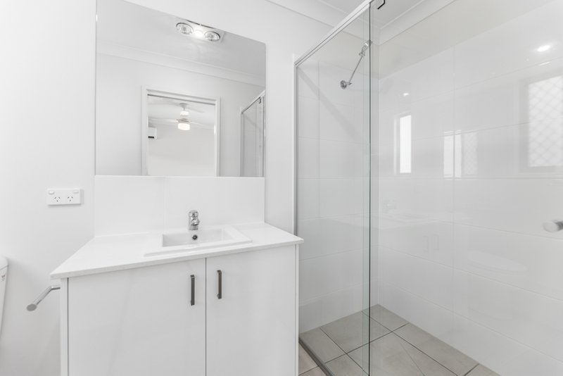 Photo - 1 & 2/27 Vincent Crescent, Caboolture QLD 4510 - Image 6