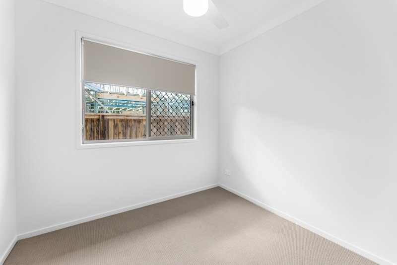 Photo - 1 & 2/27 Vincent Crescent, Caboolture QLD 4510 - Image 10