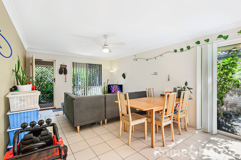 Photo - 1 & 2/28 Ogg Road, Murrumba Downs QLD 4503 - Image 2