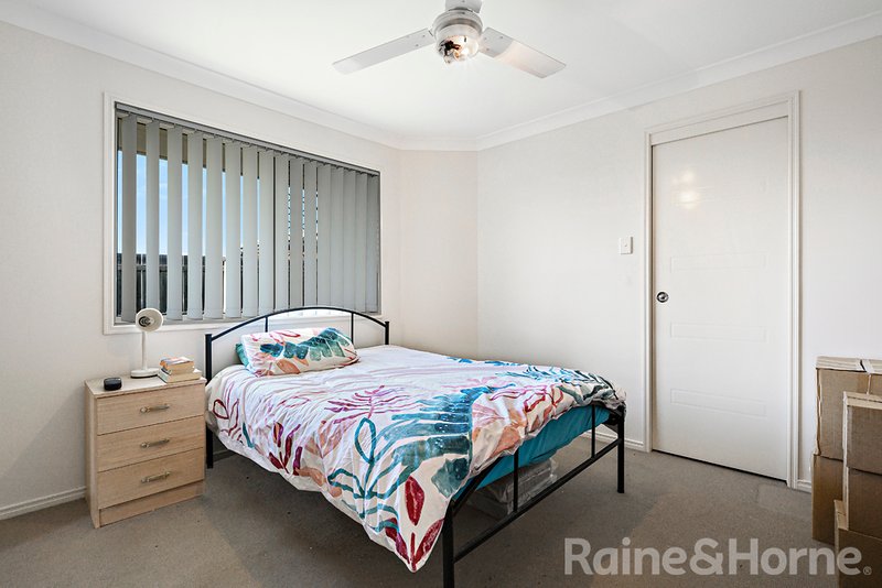 Photo - 1 & 2/28 Ogg Road, Murrumba Downs QLD 4503 - Image 11