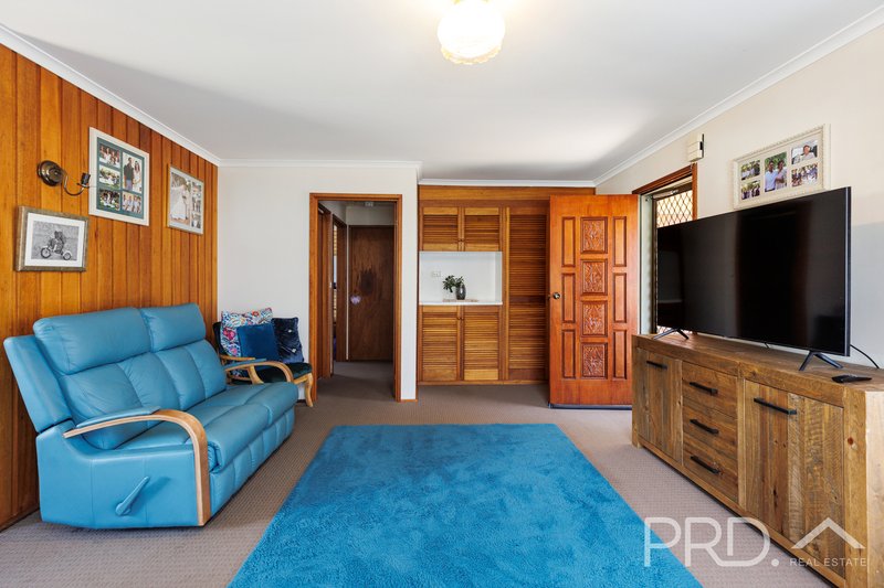 Photo - 1-2/3 Anderson Place, Tumut NSW 2720 - Image 5