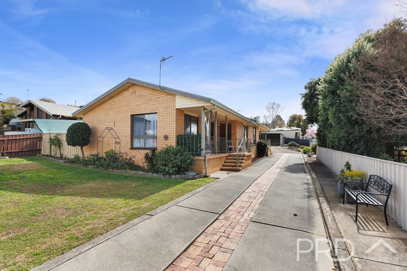 Photo - 1-2/3 Anderson Place, Tumut NSW 2720 - Image 11