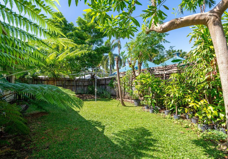 Photo - 1 & 2/3 Coral Drive, Port Douglas QLD 4877 - Image 10