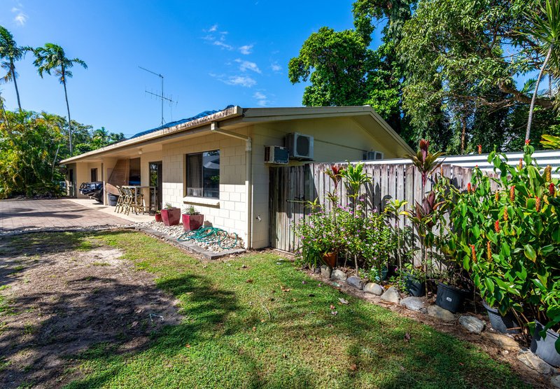 Photo - 1 & 2/3 Coral Drive, Port Douglas QLD 4877 - Image 22