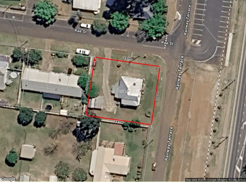 Photo - 1 & 2/3 Railway Terrace, Kingaroy QLD 4610 - Image 12