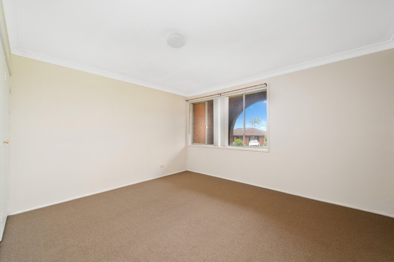 Photo - 1 & 2/4 Mermaid Crescent, Port Macquarie NSW 2444 - Image 6