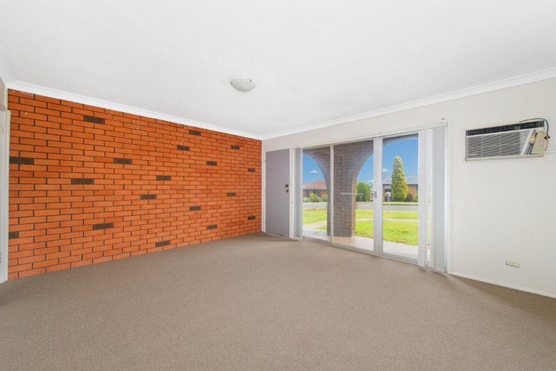 Photo - 1 & 2/4 Mermaid Crescent, Port Macquarie NSW 2444 - Image 8