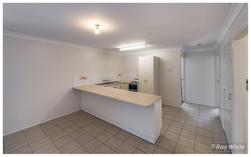 Photo - 1 & 2/400 Thozet Road, Frenchville QLD 4701 - Image 3