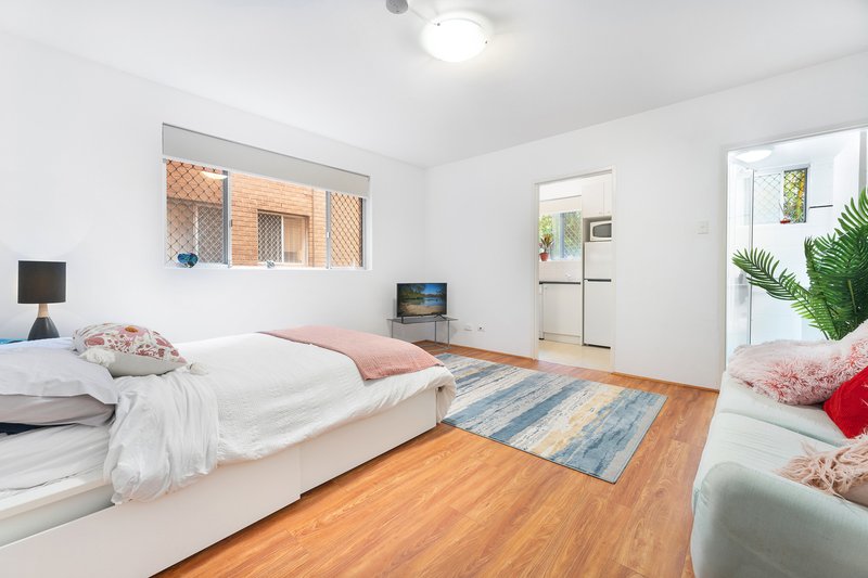 Photo - 1-24/24 Wisbeach Street, Balmain NSW 2041 - Image 4