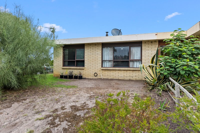 Photo - 1 & 2/50 Susans Bay Road, Primrose Sands TAS 7173 - Image 3