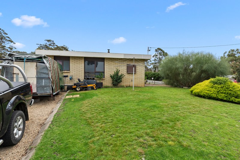 Photo - 1 & 2/50 Susans Bay Road, Primrose Sands TAS 7173 - Image 4