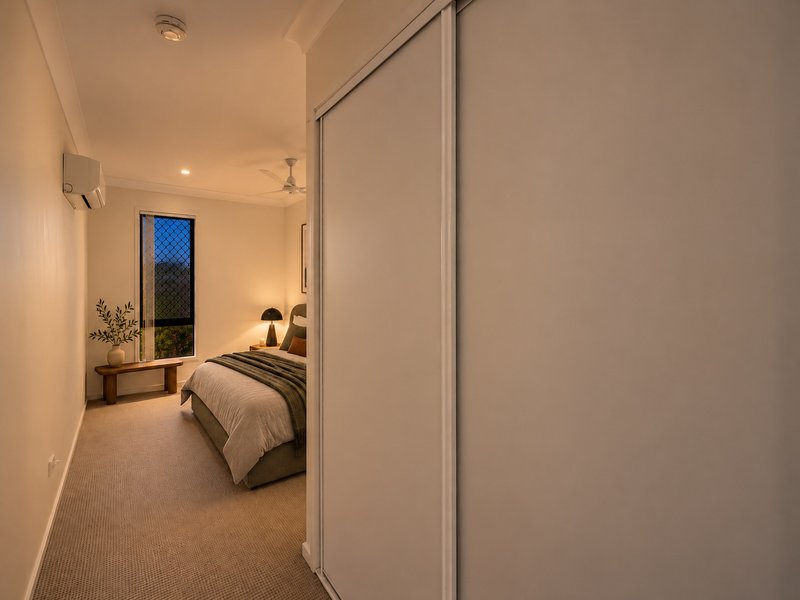 Photo - 1 & 2/51 South Quarter Drive, Loganlea QLD 4131 - Image 24