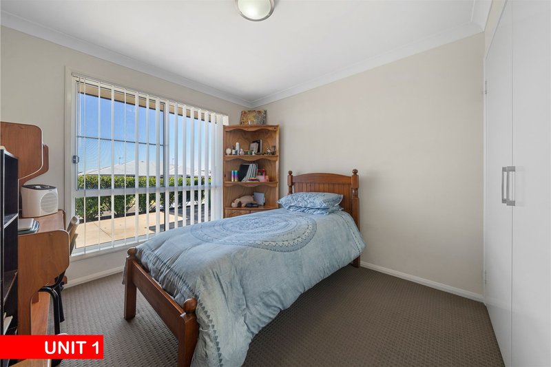 Photo - 1 & 2/6 Tempest Drive, Glenvale QLD 4350 - Image 10