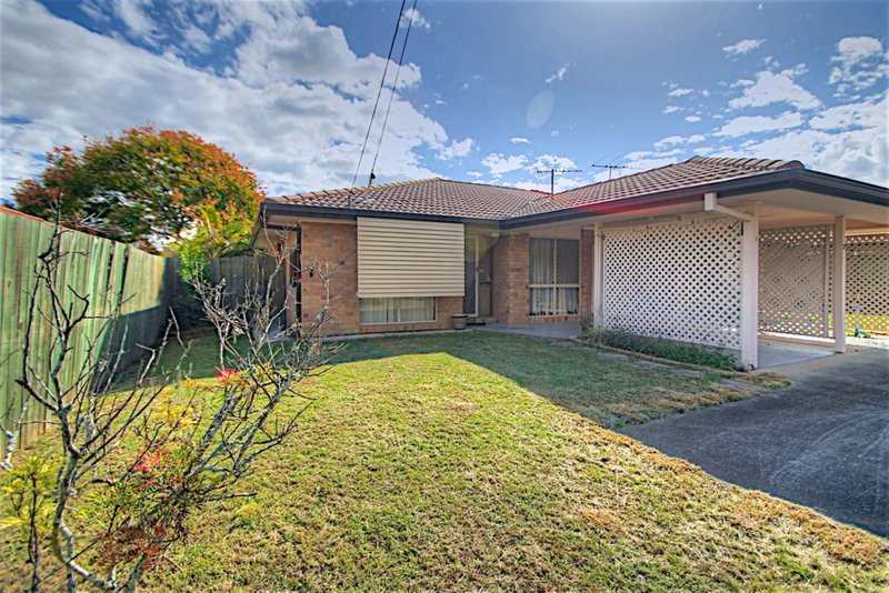 Photo - 1 / 27 Cambridge Street, Silkstone QLD 4304 - Image 2