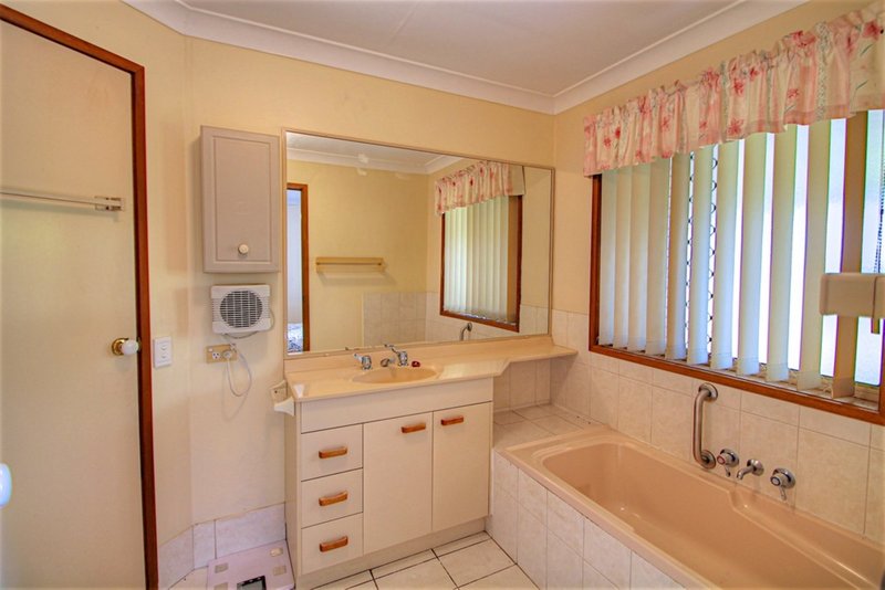 Photo - 1 / 27 Cambridge Street, Silkstone QLD 4304 - Image 9