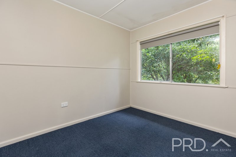 Photo - 1-2/7 Macquarie Street, Tumut NSW 2720 - Image 10