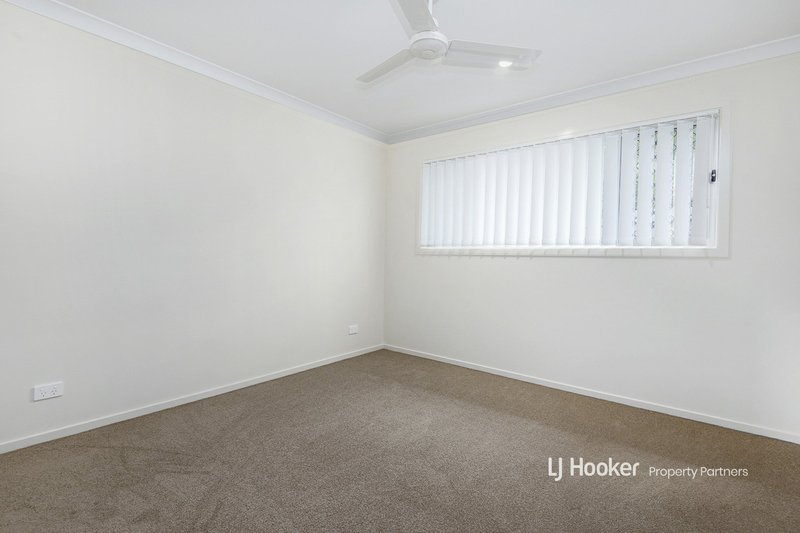 Photo - 1 & 2/81A Second Avenue, Marsden QLD 4132 - Image 13