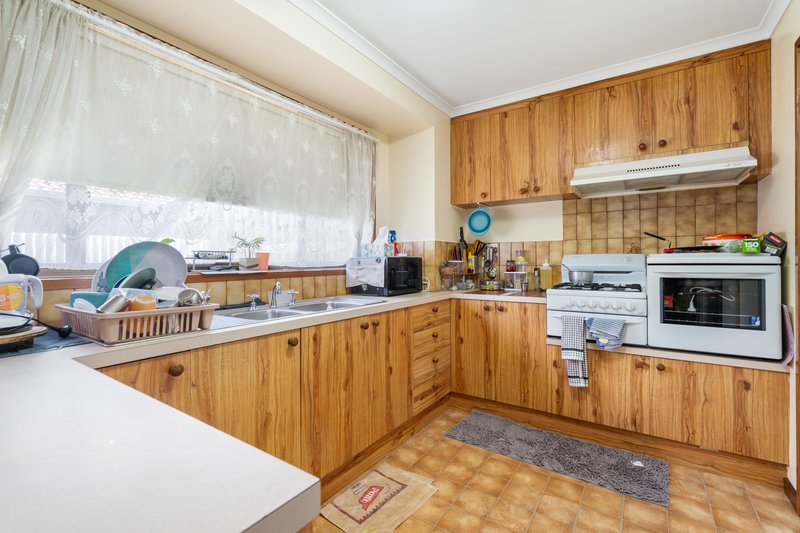 Photo - 1 & 2/9 Brent Court, Lavington NSW 2641 - Image 9