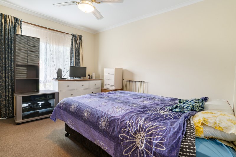 Photo - 1 & 2/9 Brent Court, Lavington NSW 2641 - Image 10