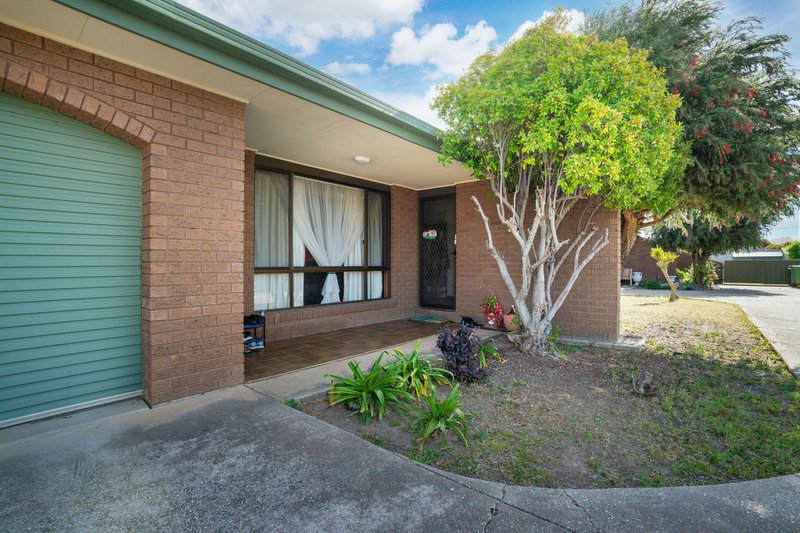 Photo - 1 & 2/9 Brent Court, Lavington NSW 2641 - Image 21