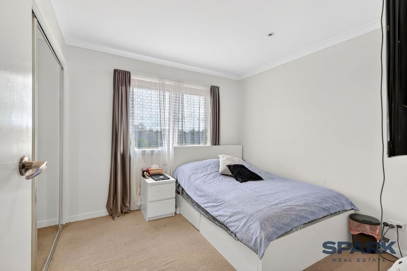Photo - 1 & 2/9 Hope Court, Delahey VIC 3037 - Image 26