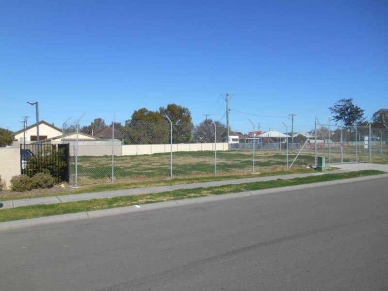 Photo - 1-3 Alpine Ave , Cessnock NSW 2325 - Image 6