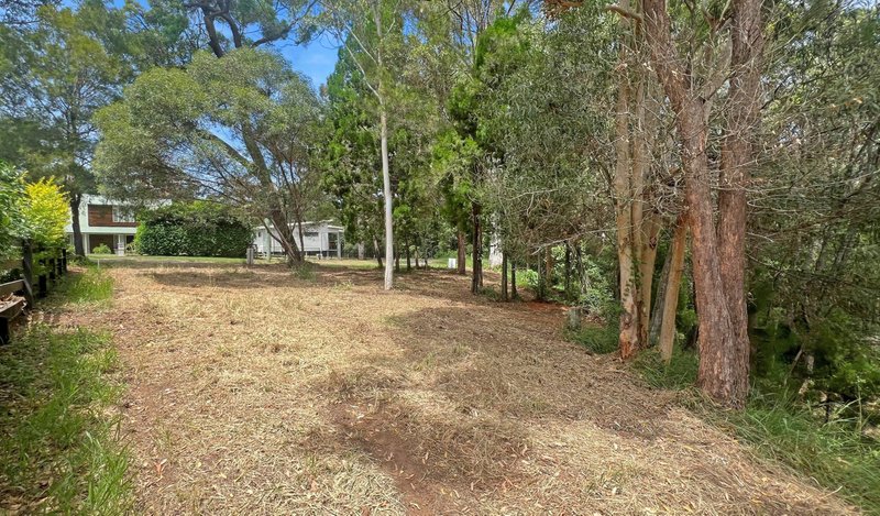 Photo - 1-3 Coast Road, Macleay Island QLD 4184 - Image 4