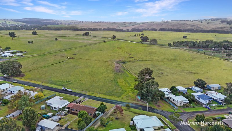 Photo - 1-3 Leake Street, Casterton VIC 3311 - Image 15