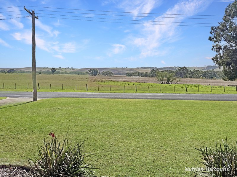 Photo - 1-3 Leake Street, Casterton VIC 3311 - Image 17