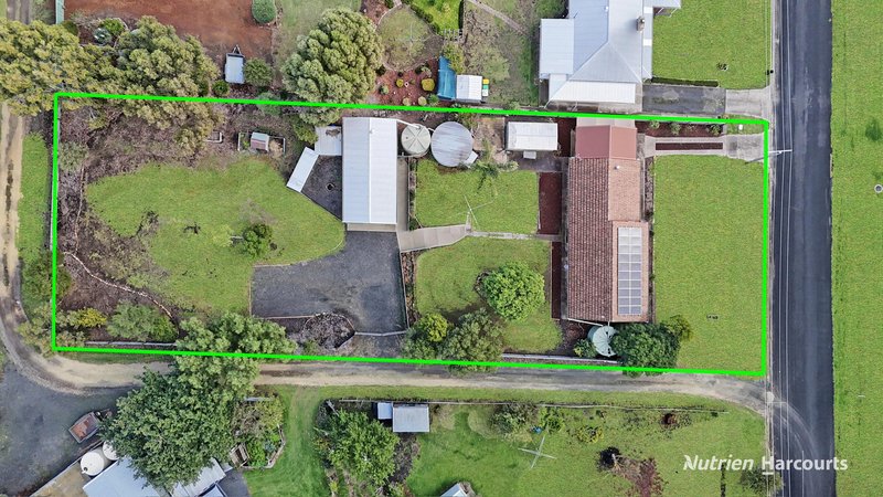 Photo - 1-3 Leake Street, Casterton VIC 3311 - Image 19