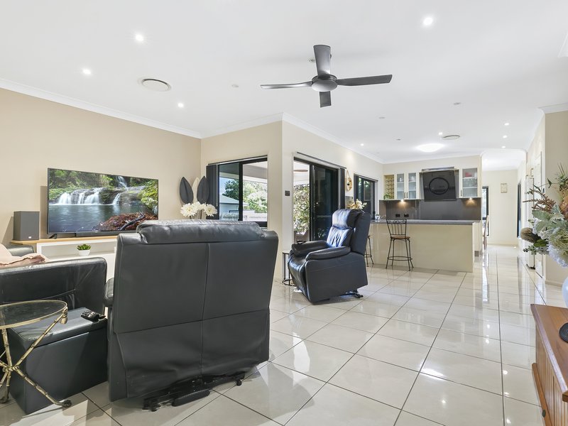 Photo - 1-3 Sandheath Pl , Ningi QLD 4511 - Image 12