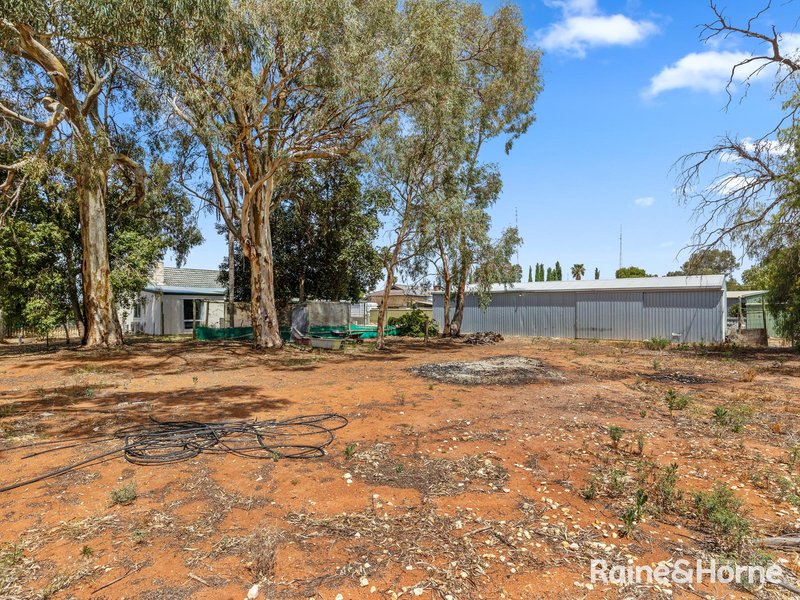 Photo - 1-3 Smith Street, Cadell SA 5321 - Image 22