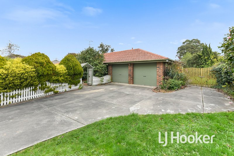 Photo - 1-3 Tania Court, Pakenham VIC 3810 - Image 5