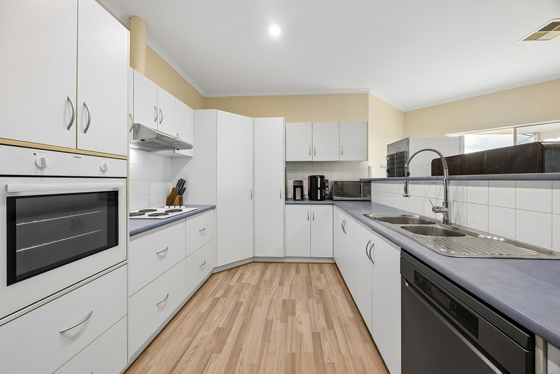 Photo - 1-3 Watts Road, Murray Bridge SA 5253 - Image 4