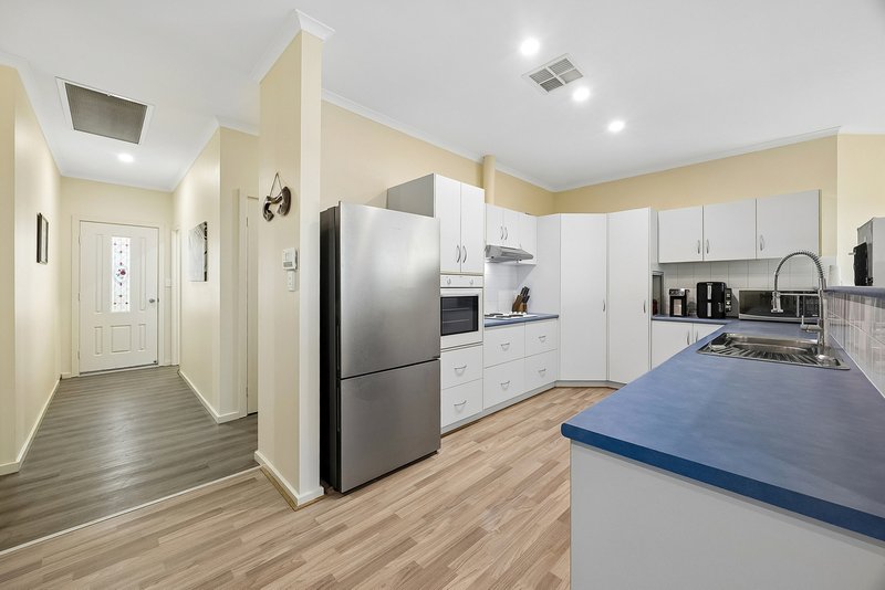 Photo - 1-3 Watts Road, Murray Bridge SA 5253 - Image 5