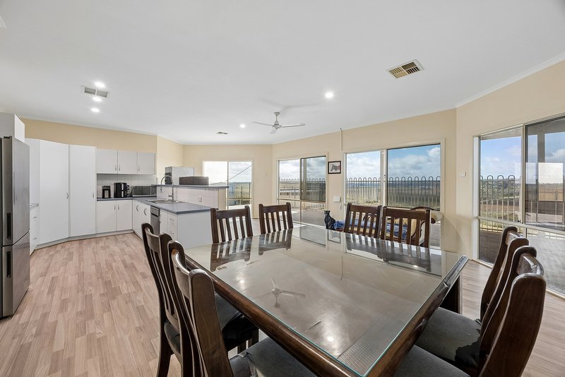 Photo - 1-3 Watts Road, Murray Bridge SA 5253 - Image 7