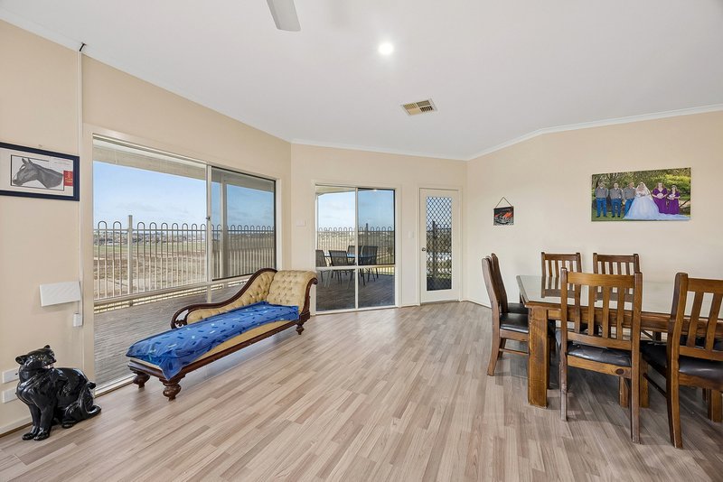 Photo - 1-3 Watts Road, Murray Bridge SA 5253 - Image 9