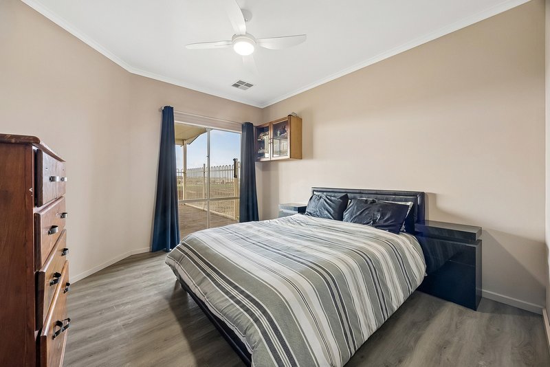 Photo - 1-3 Watts Road, Murray Bridge SA 5253 - Image 15