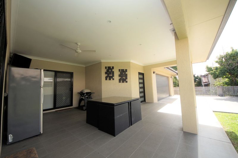 Photo - 1-3/117 Wilmington Street, Ayr QLD 4807 - Image 21