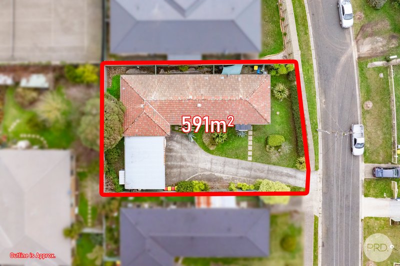 Photo - 1-3/13 Aminya Avenue, Delacombe VIC 3356 - Image 2