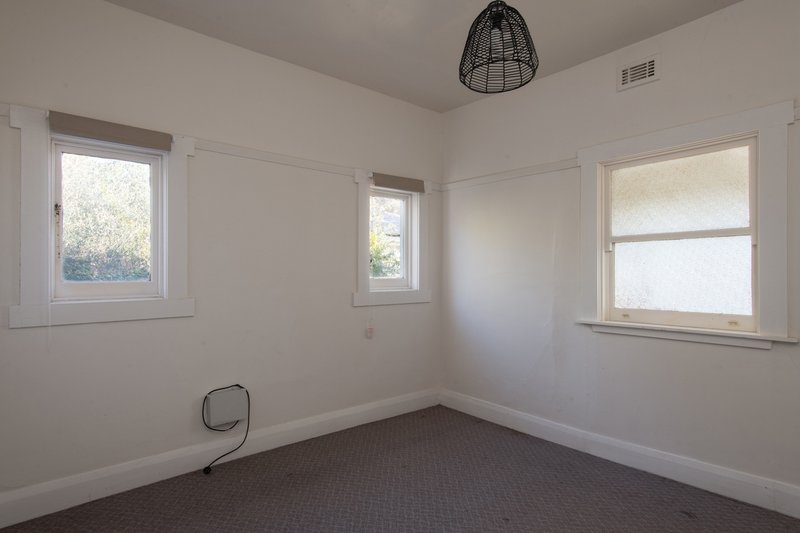 Photo - 1-3/2 Effingham Street, South Launceston TAS 7249 - Image 7