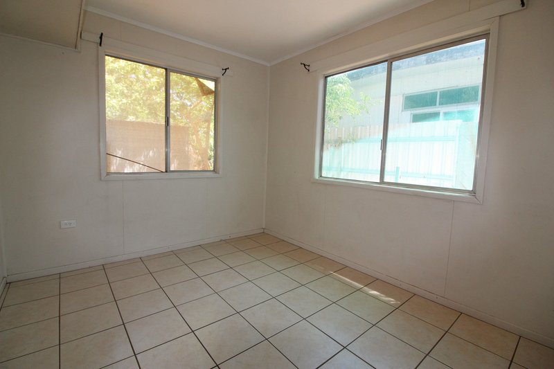 Photo - 1-3/26 Alice Street, Mount Isa QLD 4825 - Image 24