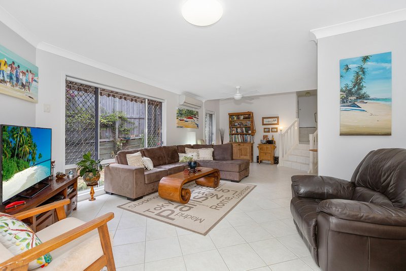 Photo - 1 / 33 Amaroo Drive, Banora Point NSW 2486 - Image 4