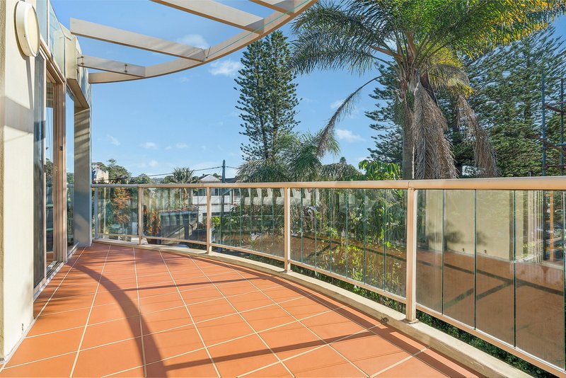 Photo - 1-3/8 Pine Street, Manly NSW 2095 - Image 9