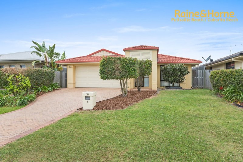 1 39 Border Crescent, Pottsville NSW 2489