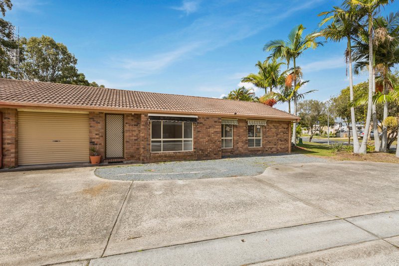 Photo - 1 / 39 Covent Gardens Way, Banora Point NSW 2486 - Image 3